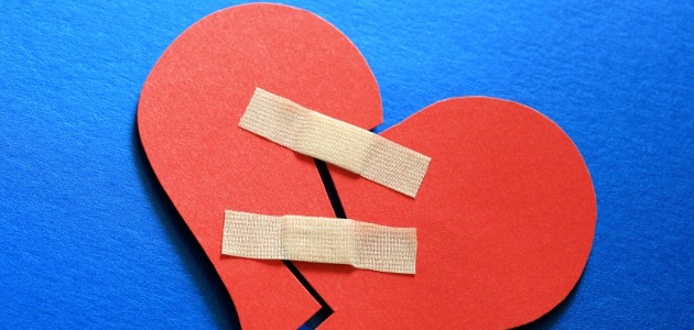 coeur bris� avec des sparadras